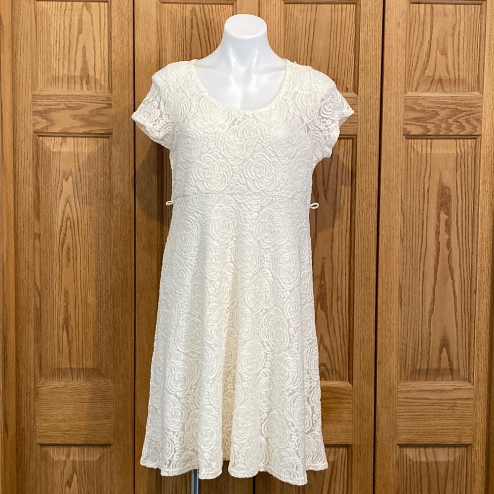 Pink Blush Lace Maternity Dress